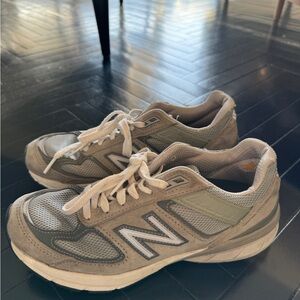 New Balance Light Gray Knit Sneakers